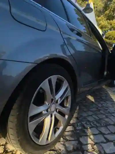 Mercedes-Benz C 220 2011 - 12500 EUR, 160000 km - AUTO.MOTO.pt - 160000km - foto 15 de 15