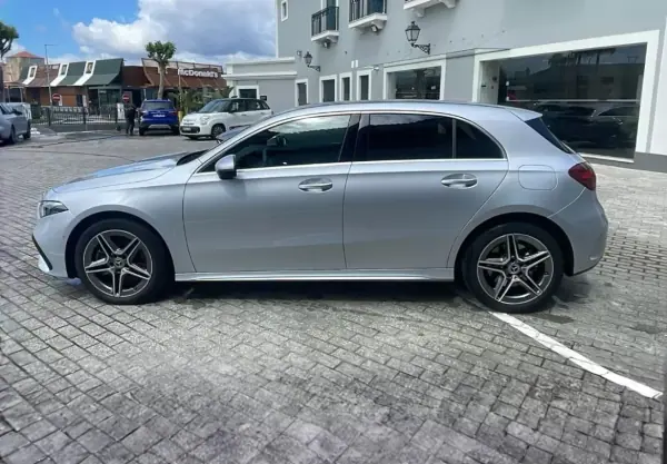 Mercedes-Benz A 250e 2023 - 49500 EUR, 41000 km - AUTO.MOTO.pt - 41000km - foto 5 de 9
