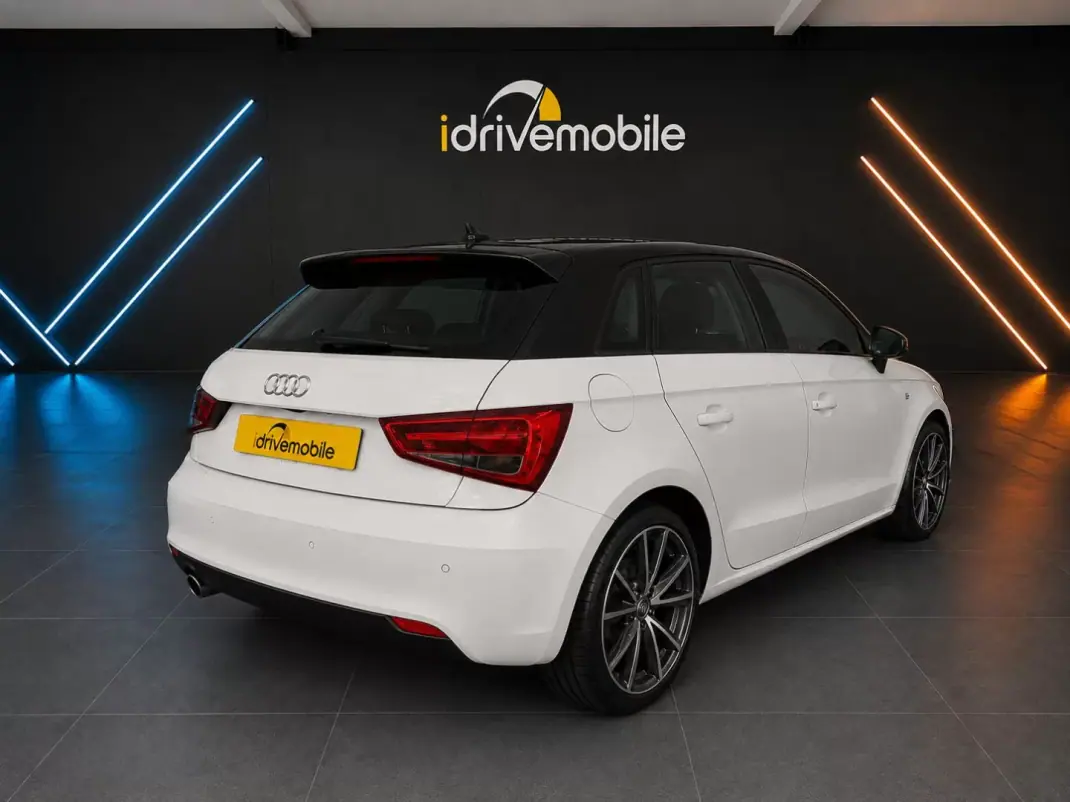 Audi A1 Sportback 2013 - 10900 EUR, 138900 km - 138900km - foto 9 de 24