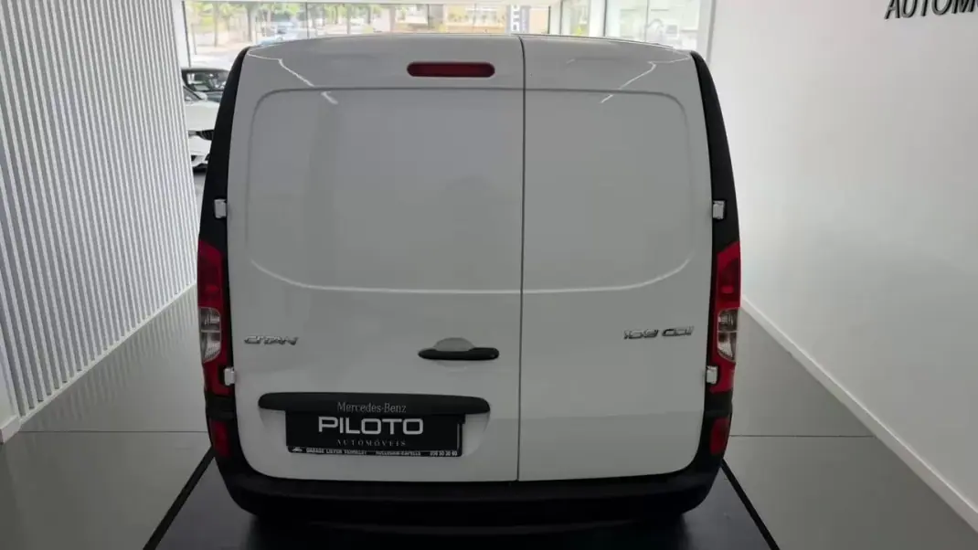 Mercedes-Benz Citan 2017 - 12990 EUR, 108303 km - 108303km - foto 5 de 22