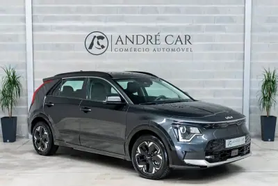 Kia e-Niro 2023 - 26950 EUR, 53564 km - AUTO.MOTO.pt - 53564km - foto 2 de 51