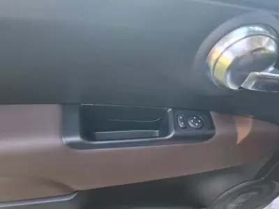 Abarth 695 2023 - 29990 EUR, 6300 km - AUTO.MOTO.pt - 6300km - foto 26 de 46