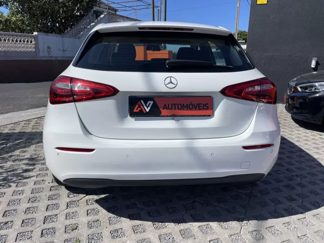 Mercedes-Benz A 180 2018 - 20950 EUR, 168400 km - AUTO.MOTO.pt - 168400km - foto 6 de 12