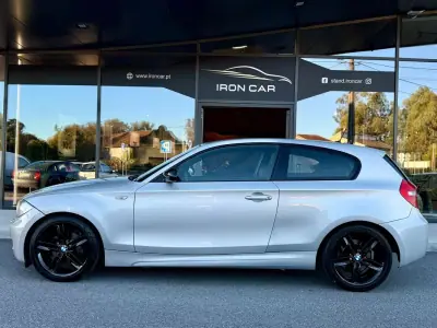 BMW 120 2009 - 11900 EUR, 205000 km - AUTO.MOTO.pt - 205000km - foto 2 de 23