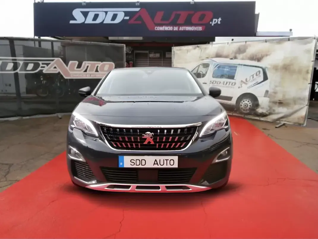 Peugeot 3008 2020 - 22500 EUR, 111358 km - AUTO.MOTO.pt - 111358km - foto 3 de 36