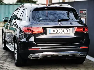 Mercedes-Benz GLC 200 2020 - 37950 EUR, 150427 km - AUTO.MOTO.pt - 150427km - foto 3 de 17