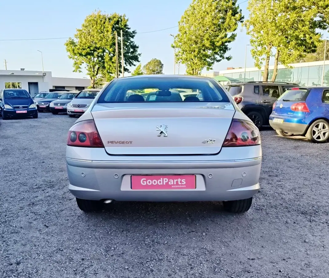 Peugeot 407 2006 - 5490 EUR, 182300 km - AUTO.MOTO.pt - 182300km - foto 8 de 23