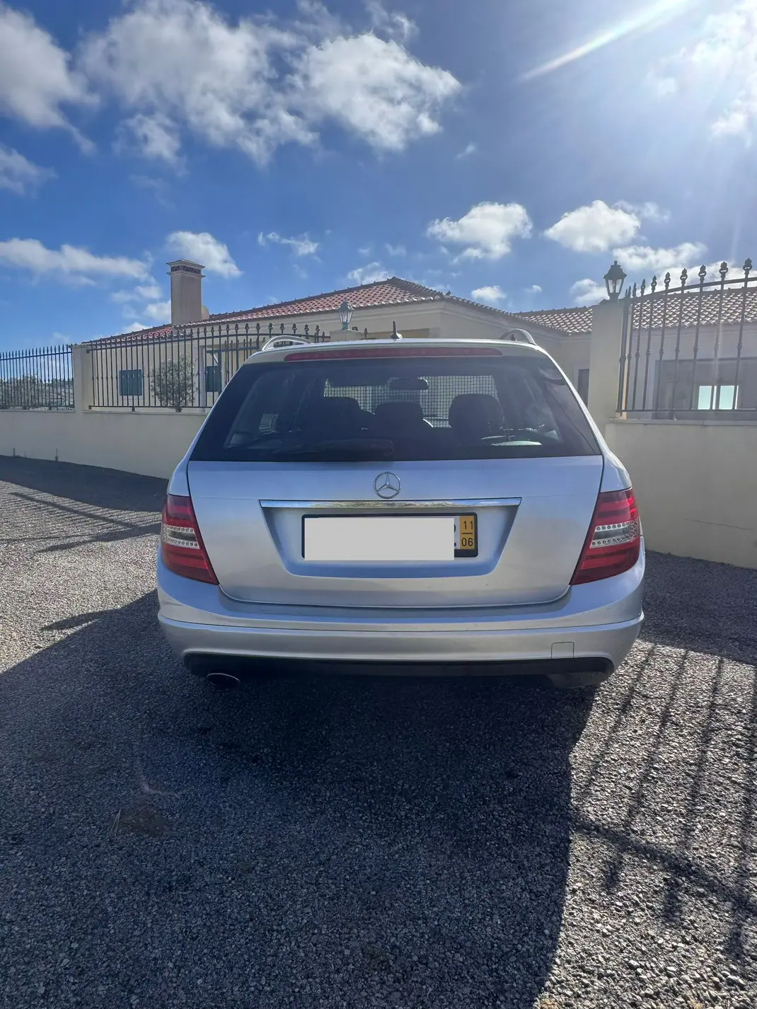 Mercedes-Benz C 200 2011 - 9500 EUR, 288000 km - 288000km - foto 4 de 15
