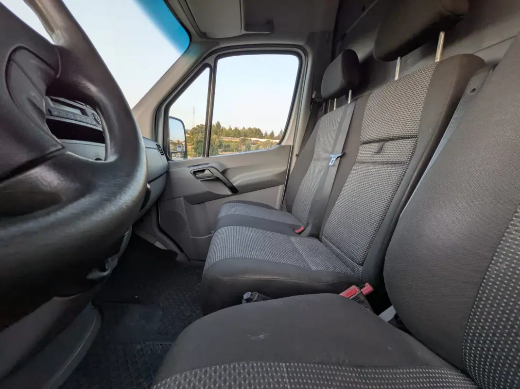 Mercedes-Benz Sprinter 2013 - 19900 EUR, 190000 km - 190000km - foto 9 de 18