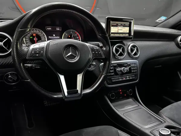 Mercedes-Benz A 180 2014 - 14990 EUR, 196000 km - AUTO.MOTO.pt - 196000km - foto 18 de 26