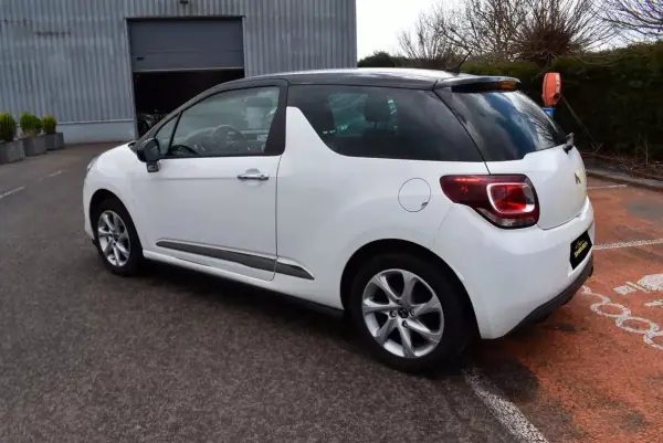 DS DS3 2016 - 7450 EUR, 95674 km - AUTO.MOTO.pt - 95674km - foto 6 de 12
