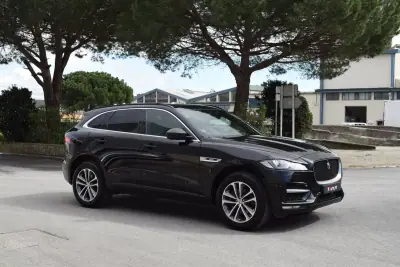 Jaguar F-Pace 2017 - 22980 EUR, 145545 km - AUTO.MOTO.pt - 145545km - foto 13 de 57