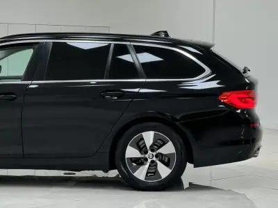 BMW 520 2018 - 24990 EUR, 153000 km - AUTO.MOTO.pt - 153000km - foto 6 de 52