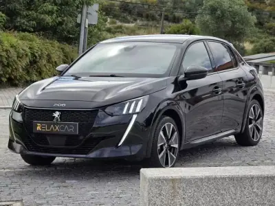 Peugeot e-208 2021 - 17250 EUR, 85000 km - AUTO.MOTO.pt - 85000km - foto 6 de 25