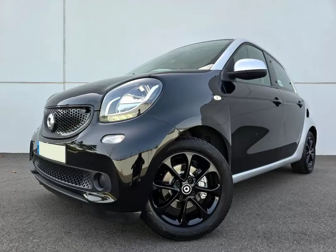 Smart ForFour 2015 - 7750 EUR, 124000 km - 124000km - foto 2 de 29