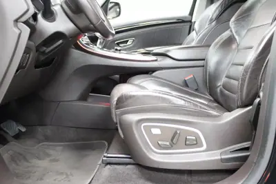 Renault Espace 2017 - 17900 EUR, 171000 km - AUTO.MOTO.pt - 171000km - foto 6 de 31