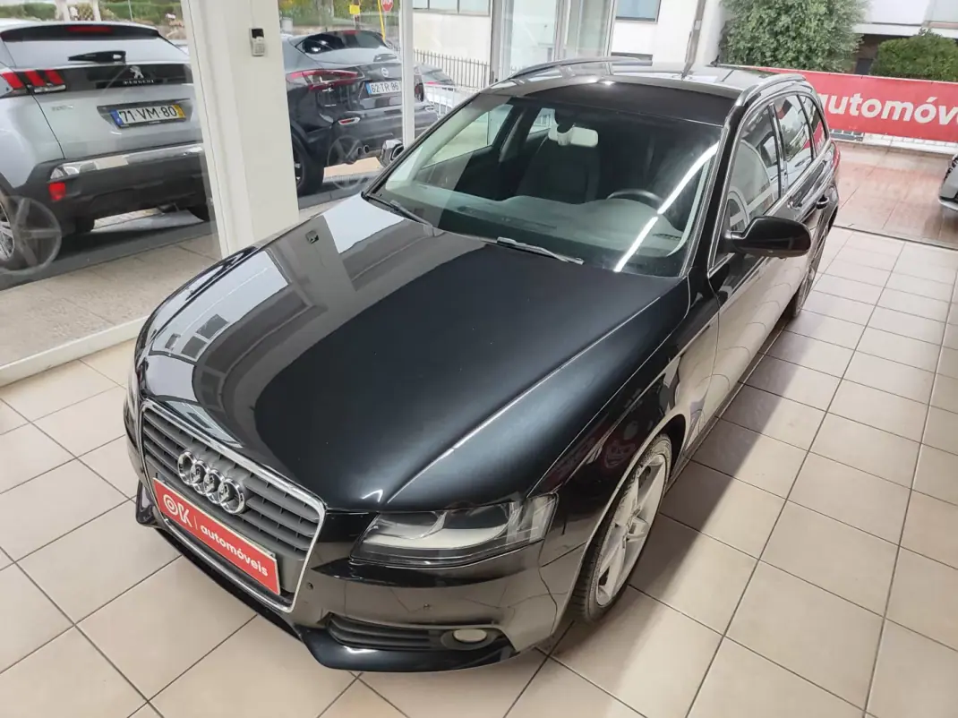 Audi A4 Avant 2009 - 10750 EUR, 261000 km - 261000km - foto 6 de 36