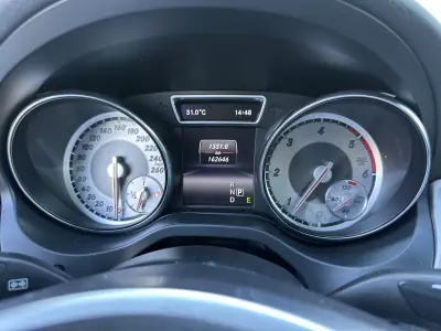 Mercedes-Benz GLA 220 2014 - 17900 EUR, 160000 km - 160000km - foto 32 de 64