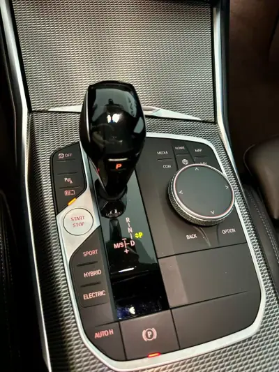 BMW 330e 2019 - 29750 EUR, 99000 km - AUTO.MOTO.pt - 99000km - foto 20 de 46