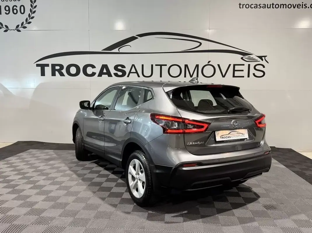Nissan Qashqai 2019 - 18500 EUR, 131140 km - 131140km - foto 40 de 48