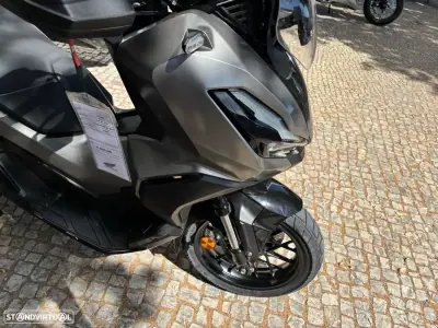 Honda ADV 150 2025 - 5900 EUR, 4926 km - AUTO.MOTO.pt - 4926km - foto 12 de 14