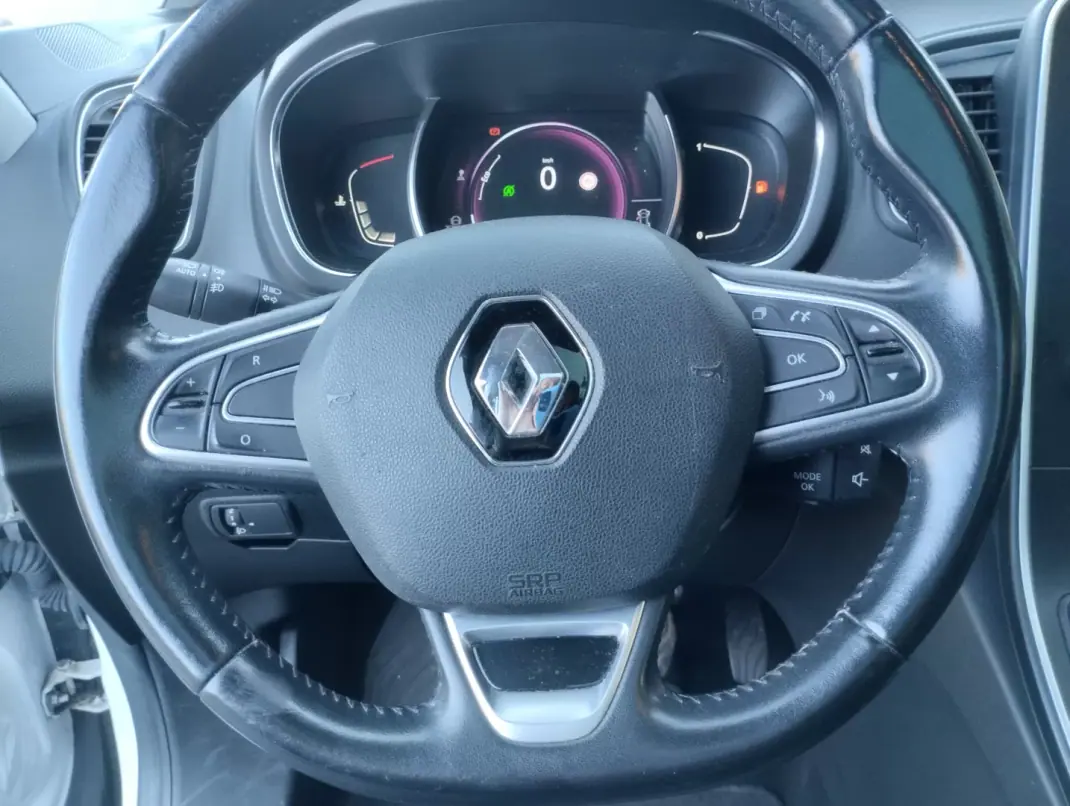 Renault Grand Scénic 2017 - 13750 EUR, 200000 km - 200000km - foto 25 de 27