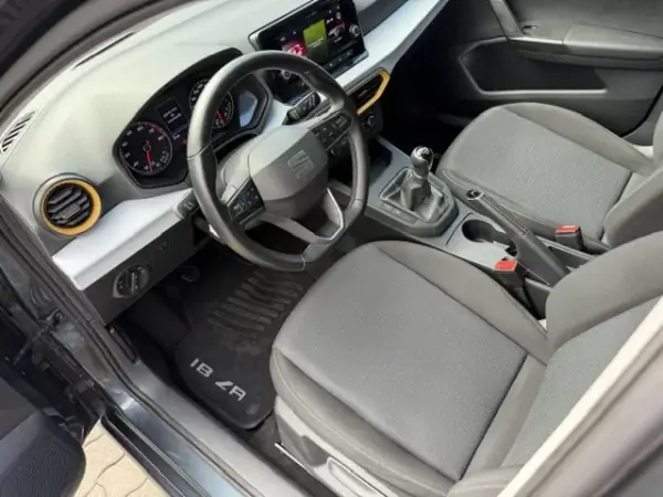SEAT Ibiza 2022 - 12900 EUR, 89960 km - AUTO.MOTO.pt - 89960km - foto 11 de 12