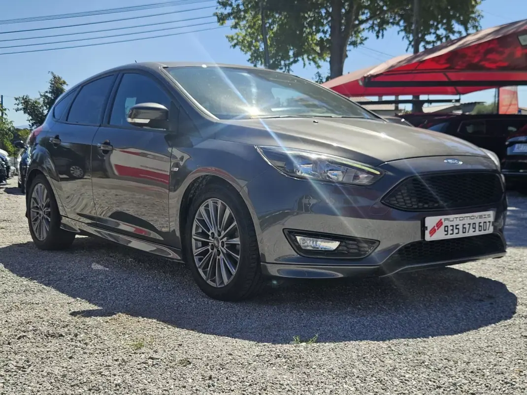 Ford Focus C-Max 2018 - 14500 EUR, 108000 km - 108000km - foto 2 de 37