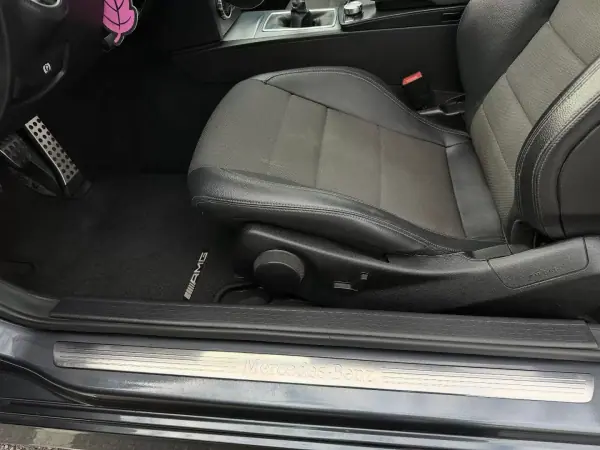 Mercedes-Benz C 180 2012 - 14950 EUR, 285000 km - AUTO.MOTO.pt - 285000km - foto 19 de 20