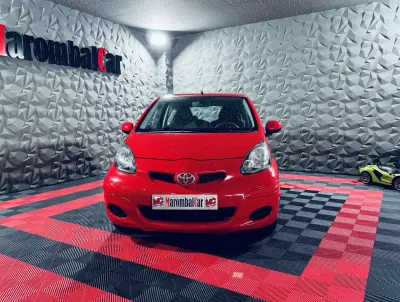 Toyota Aygo 2009 - 4990 EUR, 101120 km - AUTO.MOTO.pt - 101120km - foto 3 de 21