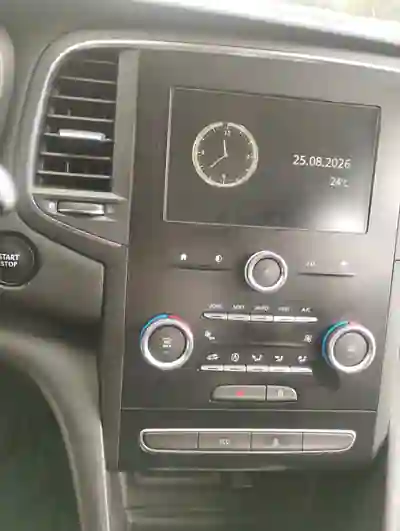 Renault Mégane 2021 - 16200 EUR, 63000 km - 63000km - foto 6 de 12