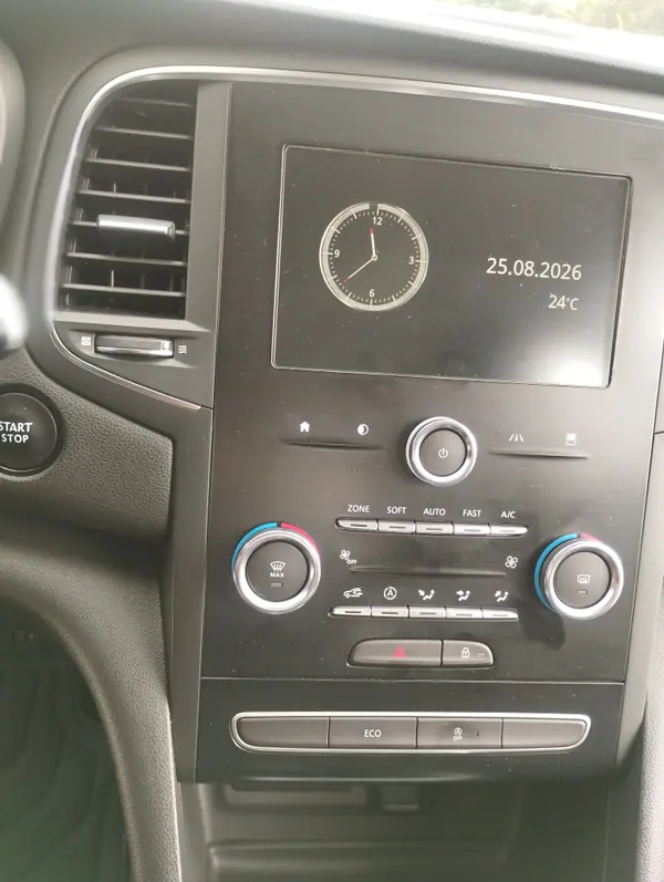 Renault Mégane 2021 - 16200 EUR, 63000 km - 63000km - foto 6 de 12