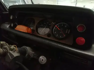 BMW 2002 1974 - 28000 EUR, 56296 km - AUTO.MOTO.pt - 56296km - foto 18 de 34