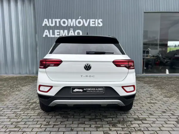 Volkswagen T-Roc 2025 - 28000 EUR, 12129 km - AUTO.MOTO.pt - 12129km - foto 7 de 18