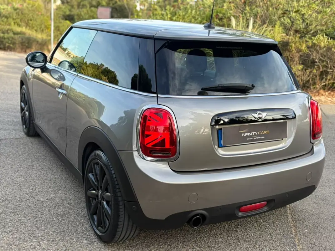 MINI 3 Portas 2016 - 12899 EUR, 100000 km - 100000km - foto 10 de 22
