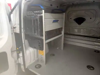 Fiat FIORINO 1.3 MULTIJET 2018 - 7980 EUR, 174000 km - AUTO.MOTO.pt - 174000km - foto 8 de 20