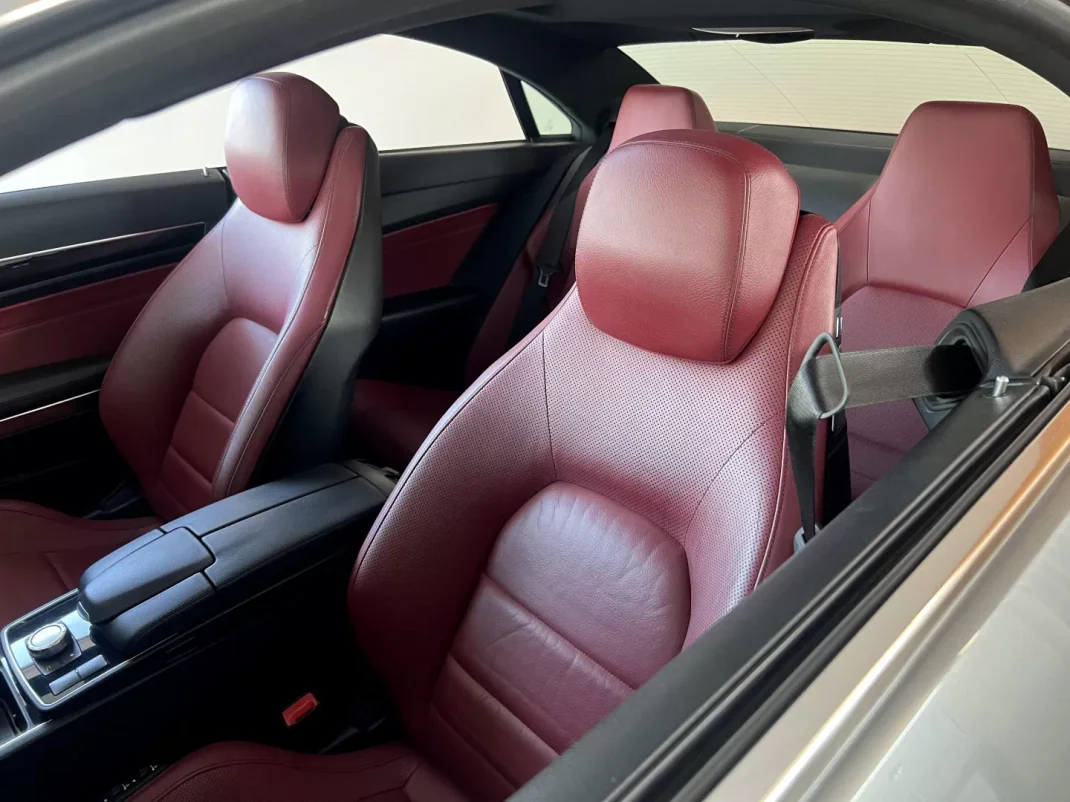 Mercedes-Benz E 220 2015 - 24999 EUR, 161900 km - AUTO.MOTO.pt - 161900km - foto 25 de 135