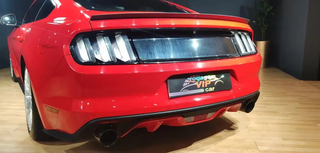 Ford Mustang 2016 - 31000 EUR, 188000 km - 188000km - foto 8 de 23