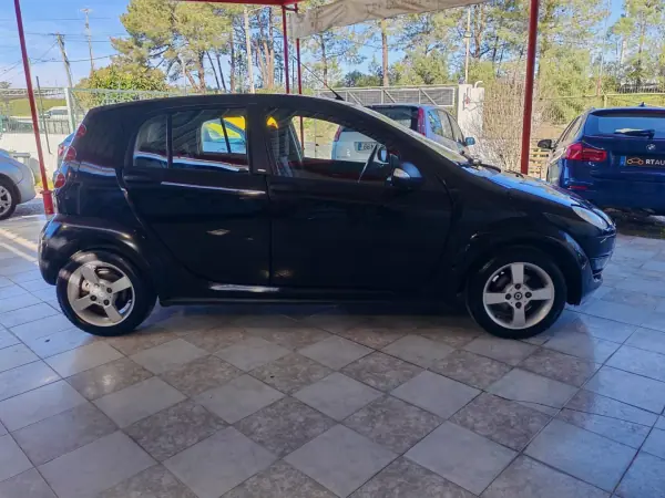 Smart ForFour 2006 - 5990 EUR, 93000 km - AUTO.MOTO.pt - 93000km - foto 3 de 16