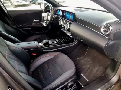 Mercedes-Benz A 250 Limousine 2022 - 28900 EUR, 67000 km - AUTO.MOTO.pt - 67000km - foto 16 de 19