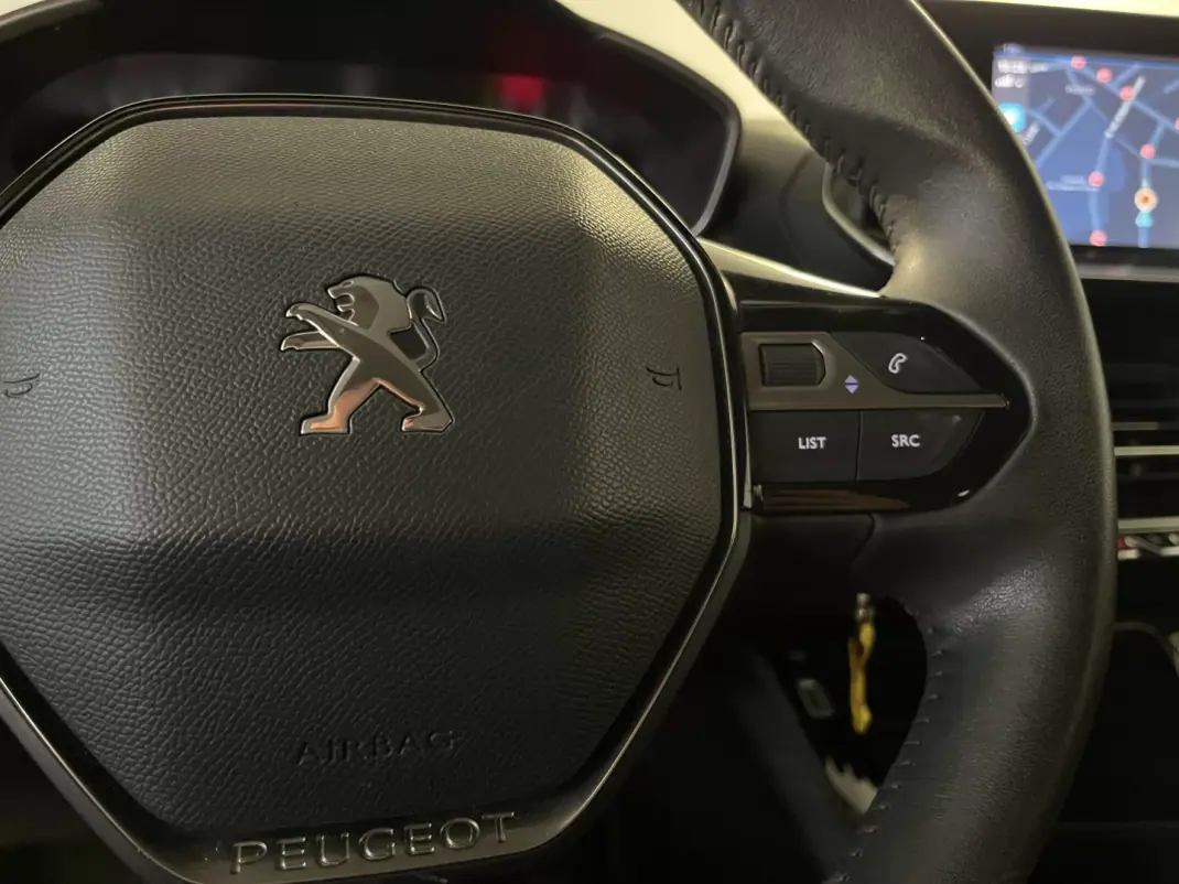 Peugeot 2008 2021 - 15250 EUR, 48000 km - AUTO.MOTO.pt - 48000km - foto 19 de 31