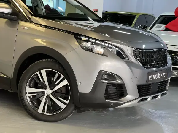 Peugeot 3008 2018 - 18490 EUR, 170000 km - AUTO.MOTO.pt - 170000km - foto 18 de 44