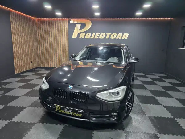BMW 118 2014 - 15900 EUR, 178000 km - AUTO.MOTO.pt - 178000km - foto 15 de 16