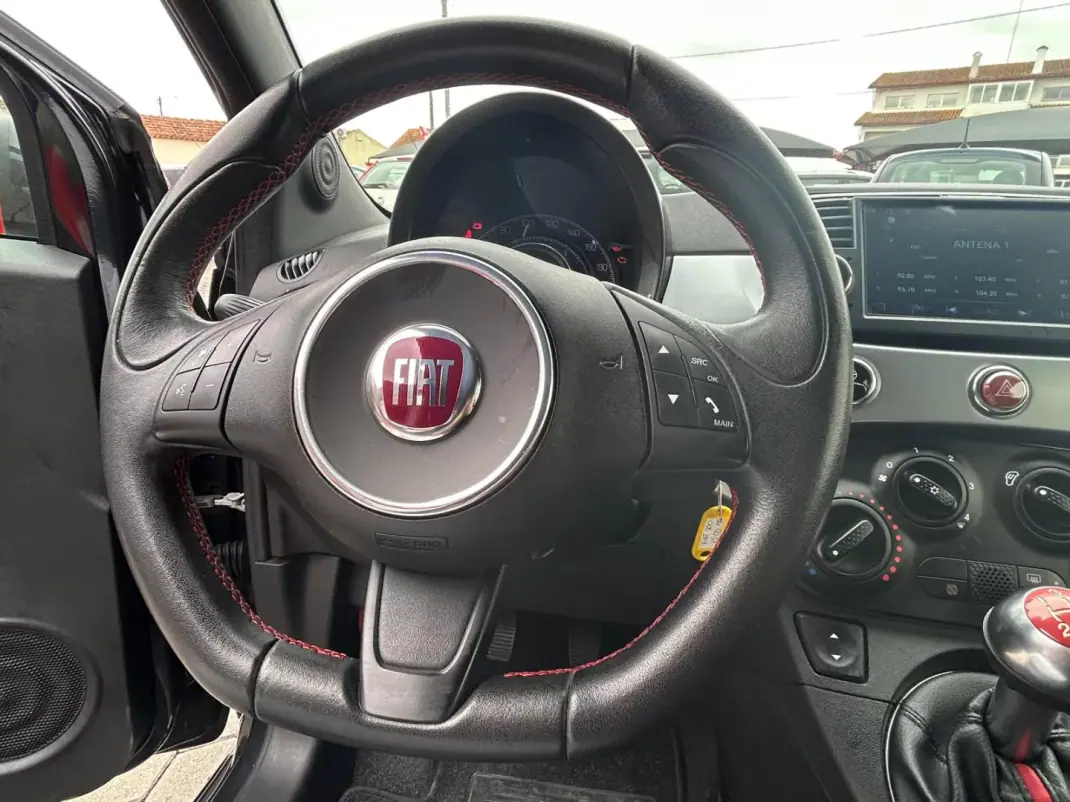 Fiat 500 2016 - 9200 EUR, 148546 km - AUTO.MOTO.pt - 148546km - foto 11 de 17