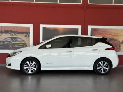 Nissan Leaf 2020 - 12990 EUR, 129004 km - AUTO.MOTO.pt - 129004km - foto 7 de 21