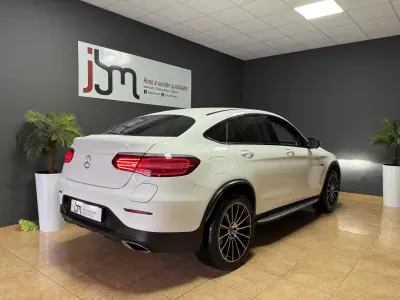Mercedes-Benz GLC 350 2018 - 35990 EUR, 125987 km - AUTO.MOTO.pt - 125987km - foto 3 de 22