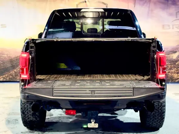 Ford F-150 2017 - 105900 EUR, 58000 km - AUTO.MOTO.pt - 58000km - foto 14 de 39
