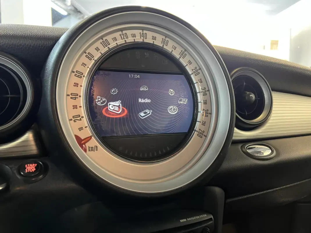 MINI 3 Portas 2012 - 6990 EUR, 185000 km - AUTO.MOTO.pt - 185000km - foto 25 de 41