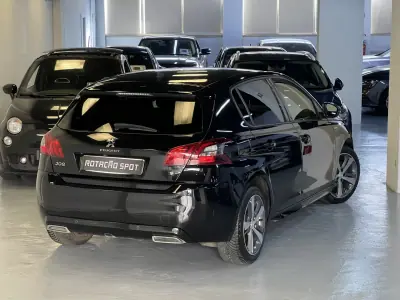 Peugeot 308 2019 - 10990 EUR, 130000 km - 130000km - foto 4 de 38