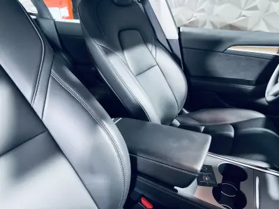 Tesla Model 3 2022 - 32990 EUR, 70718 km - AUTO.MOTO.pt - 70718km - foto 19 de 33